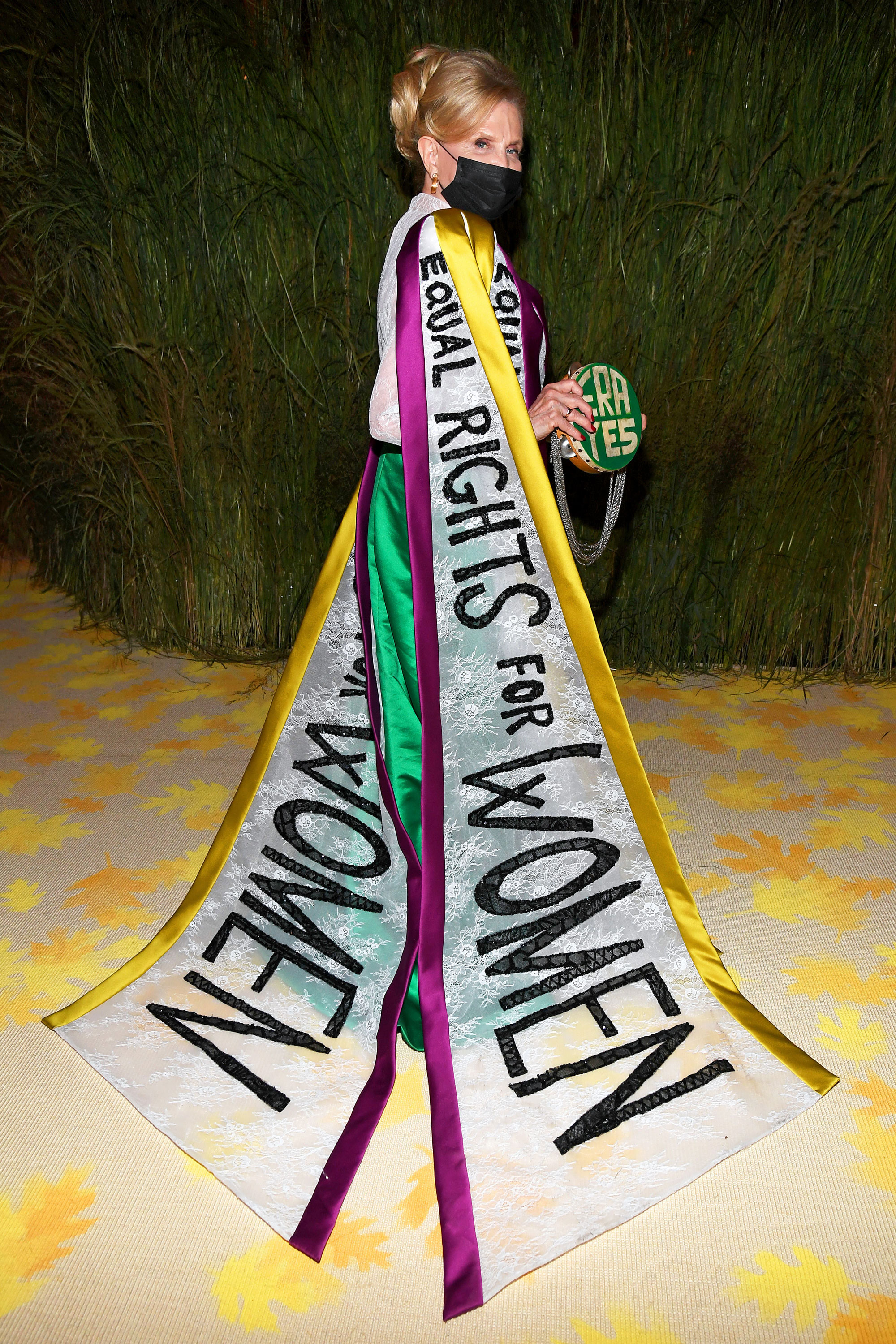 Каролин Малони в Viktor & Rolf