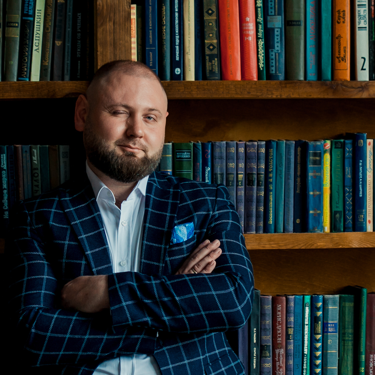 Александр Савельев