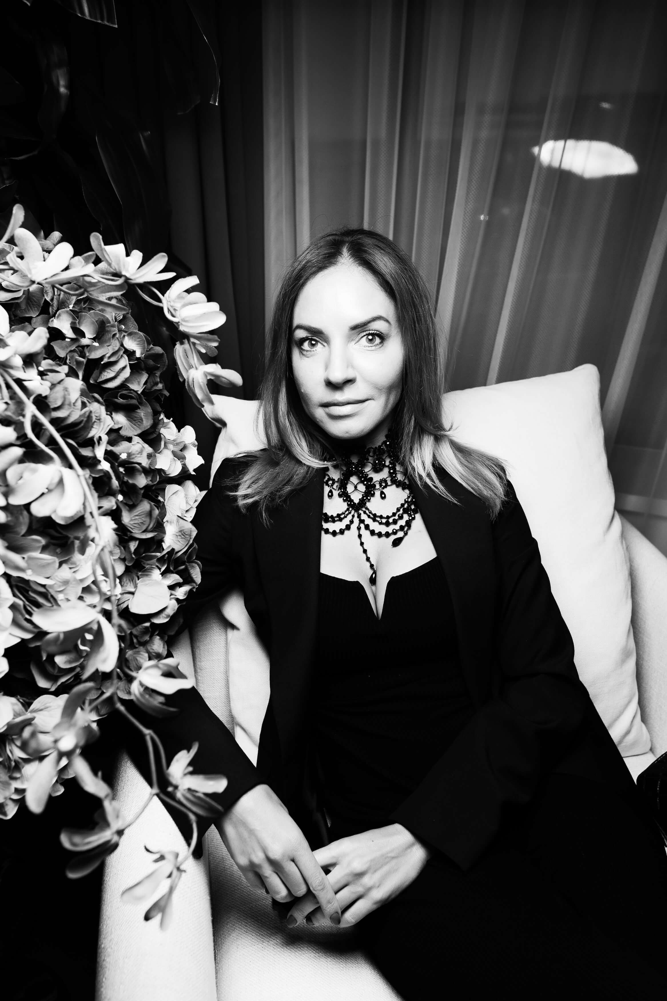 Нана Збукер