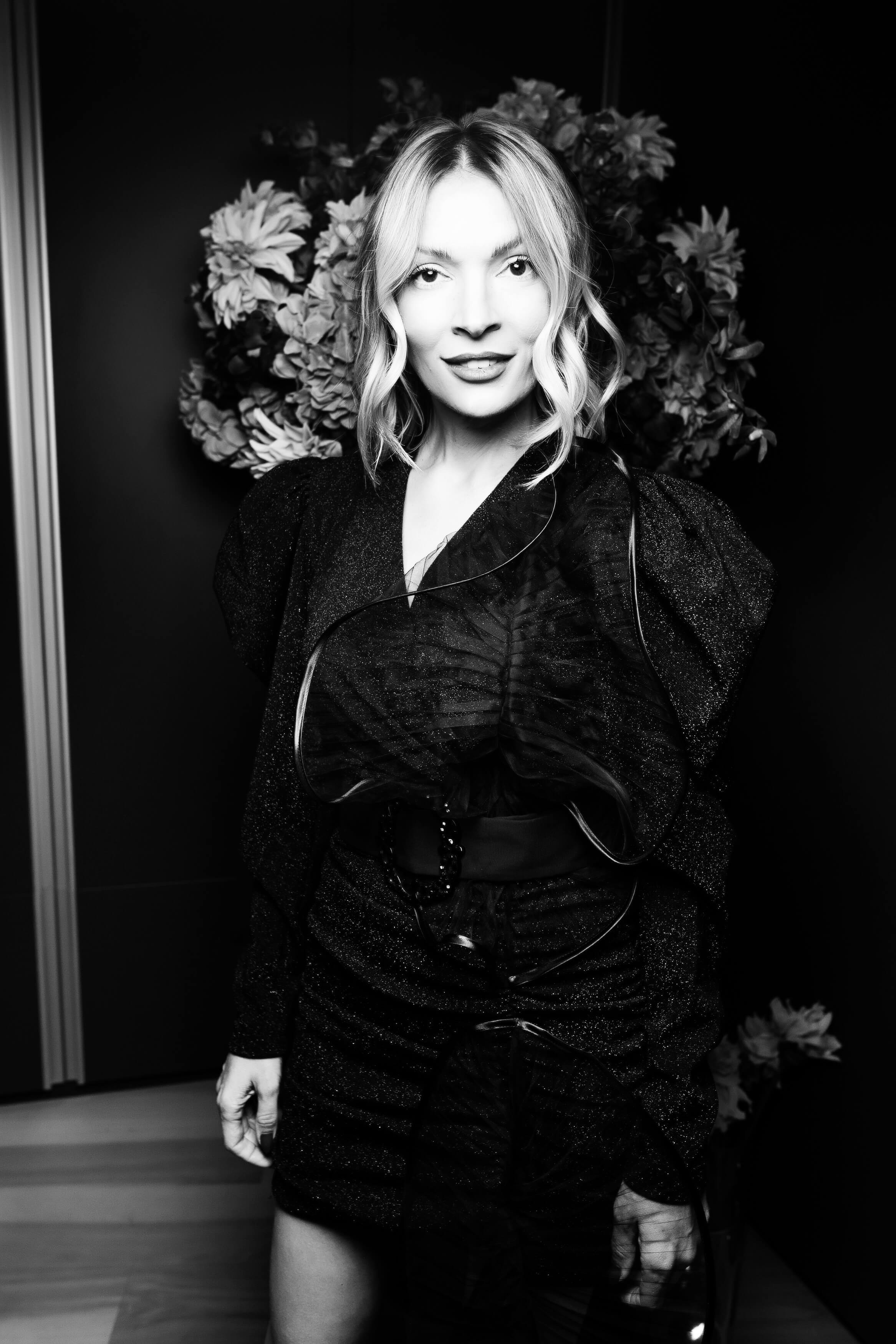 Полина Неня