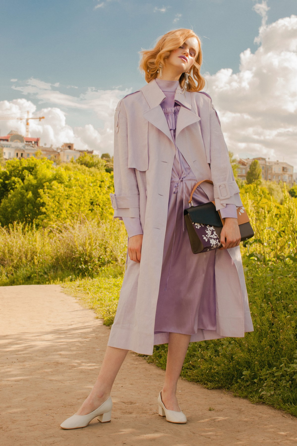 Платье - Flow The Label, тренч - Bevza, сумка - Chakshyn, обувь - Zara, аксессуары - Accentuate jewelry 