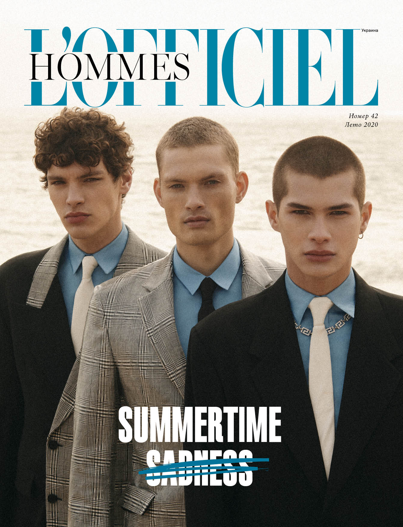 На обложке: Alvaro Silveira @Elite Models Barcelona, костюм, сорочка, галстук – Versace. Alfredo Diaz @Elite Models Barcelona костюм, сорочка, галстук – Versace. William Los @Sight Models Management костюм, сорочка, галстук, колье и серьга – Versace