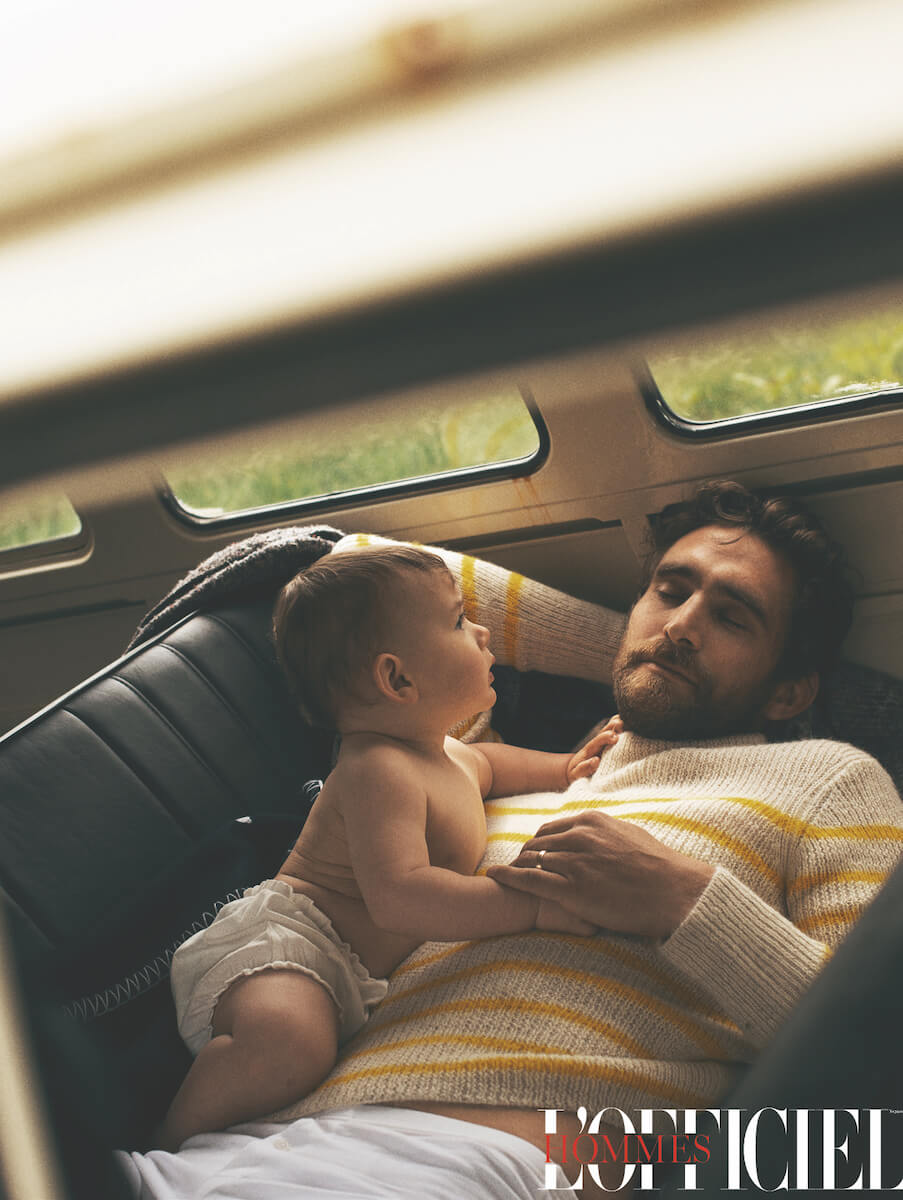 Джемпер Isabel Marant, боксеры Ron Dorff, подгузник Gap 