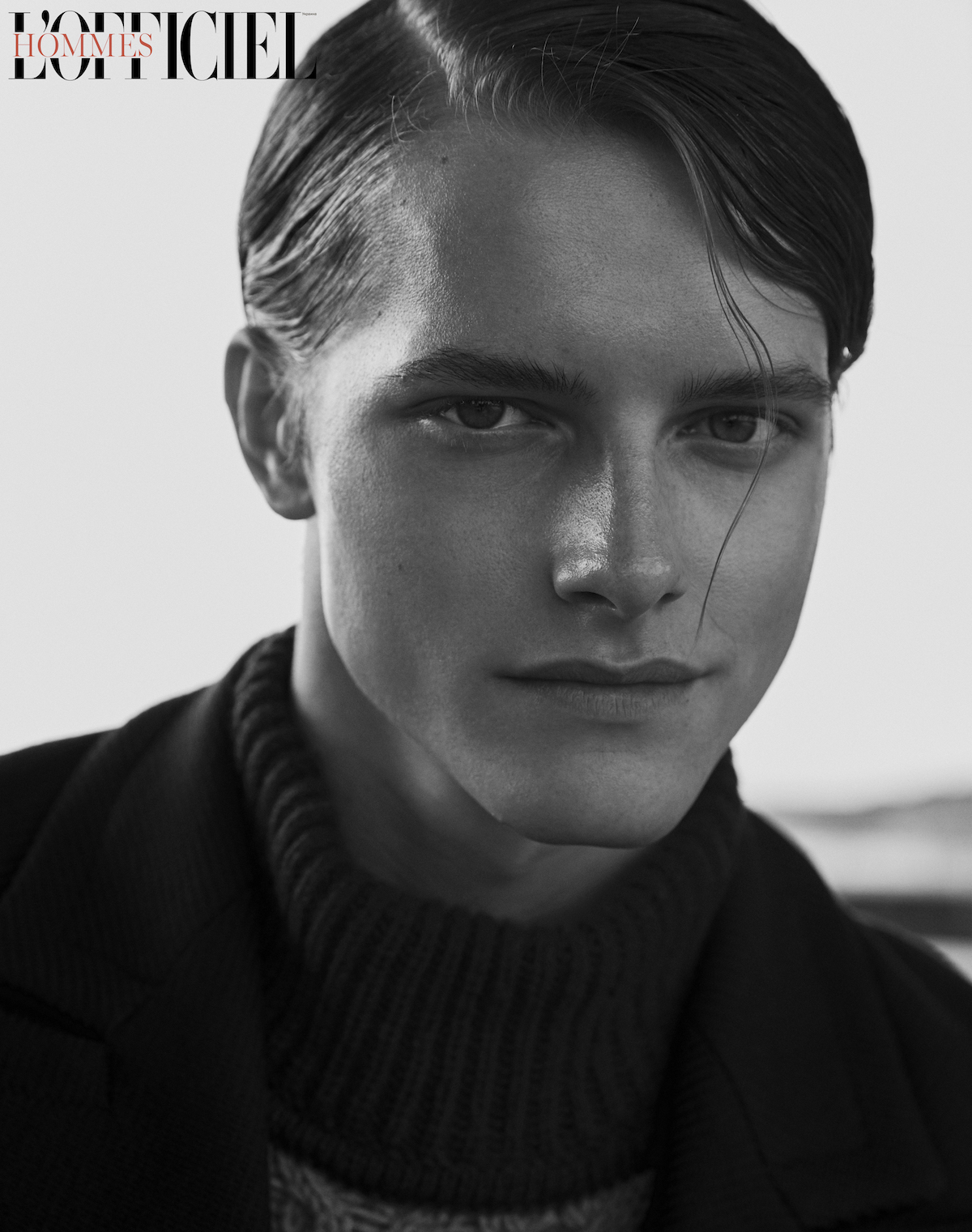 На Давиде: куртка, French Deal; пулловер, Dirk Bikkembergs; брюки, Ermenegildo Zegna