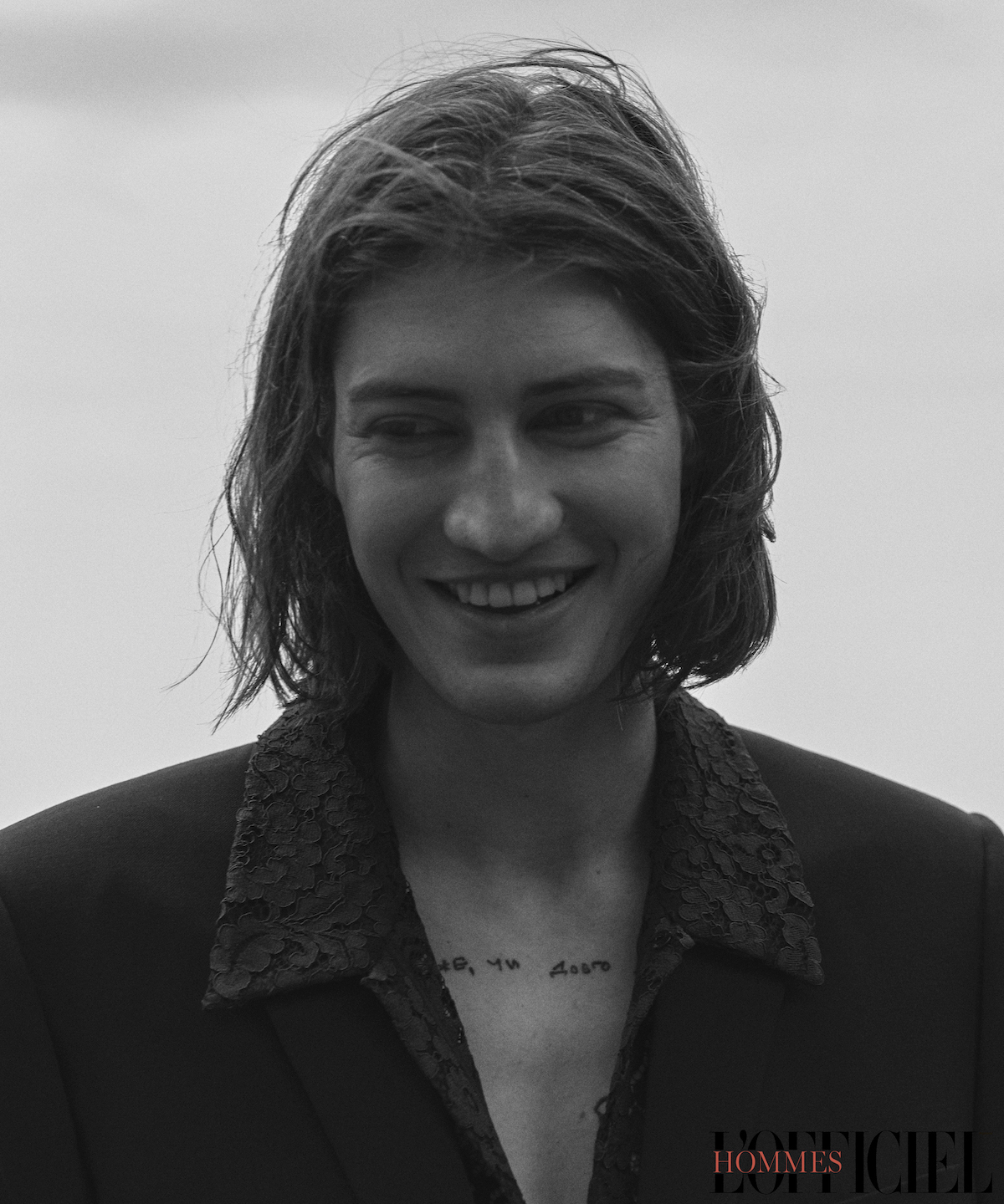 Костюм, Saint Laurent; Рубашка, The iDoL