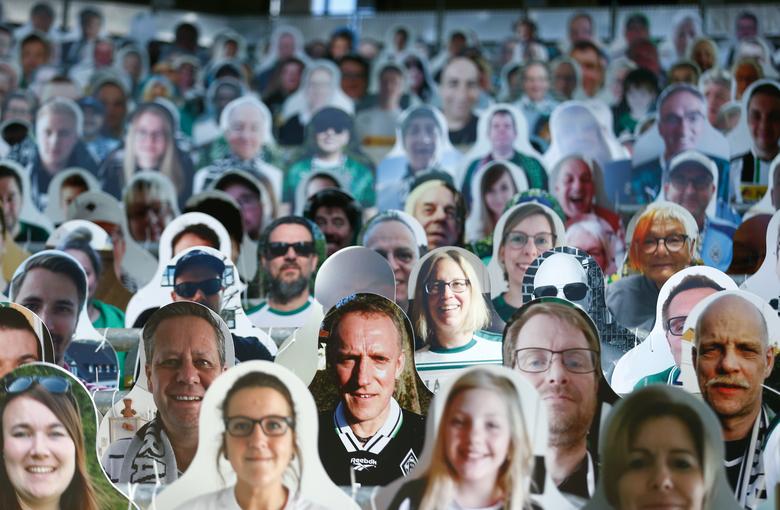 Болельщики на стадионе, Мёнхенгладбах, Германия