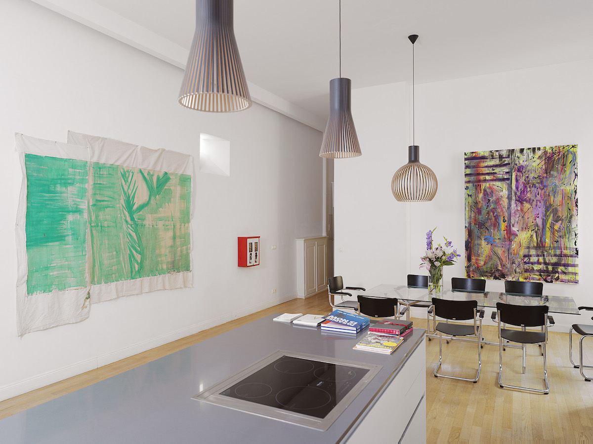 VIVIAN SUTER, Untitled, Mixed technique, glue on canvas; HENNING STRASSBURGER, San Andreas