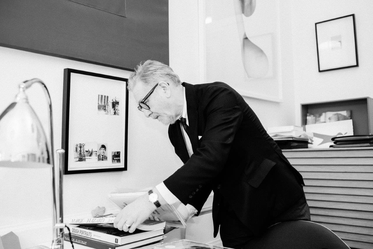 Сергій Святченко у своїй студії 