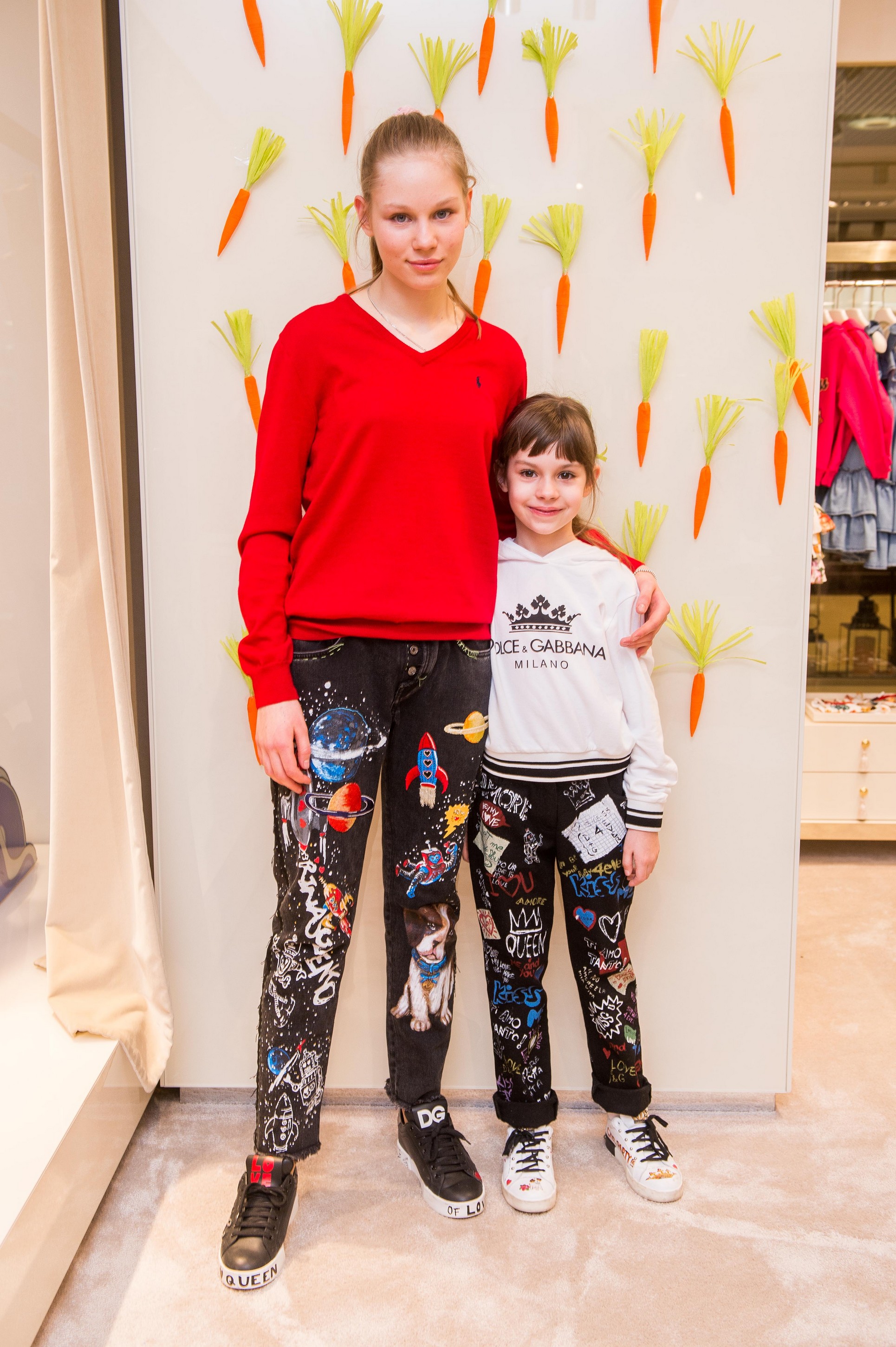 Полина и Эмма Голубь