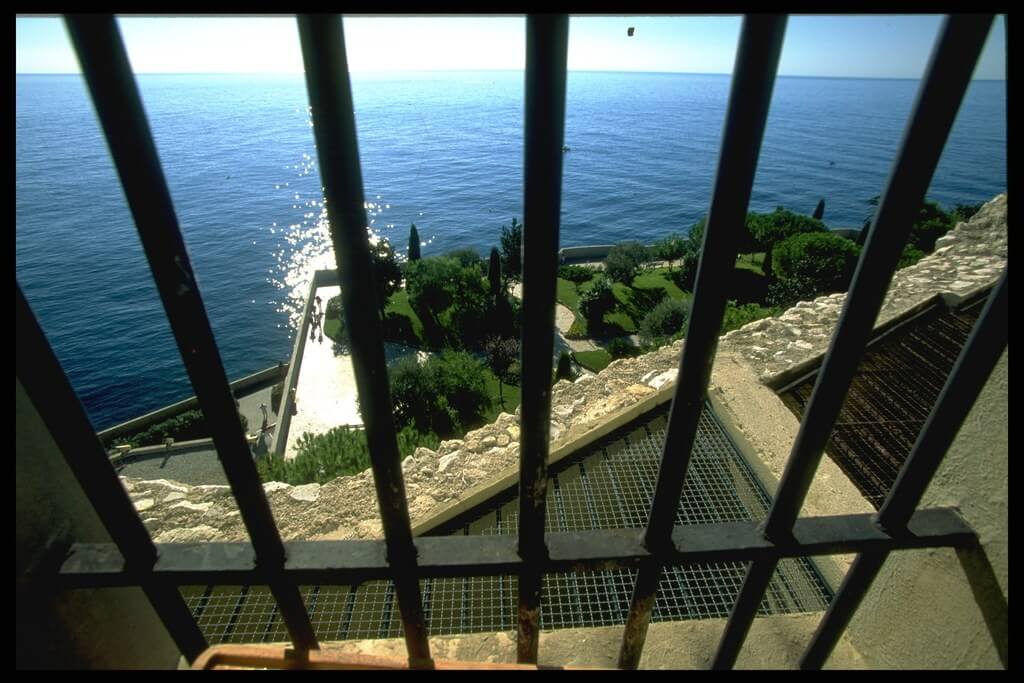 Вид из камеры