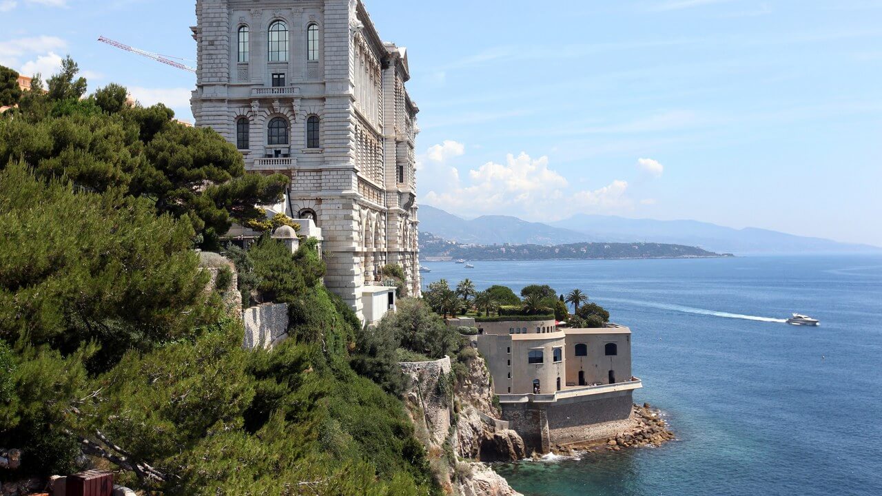 Нижнее здание — Maison d'Arrêt