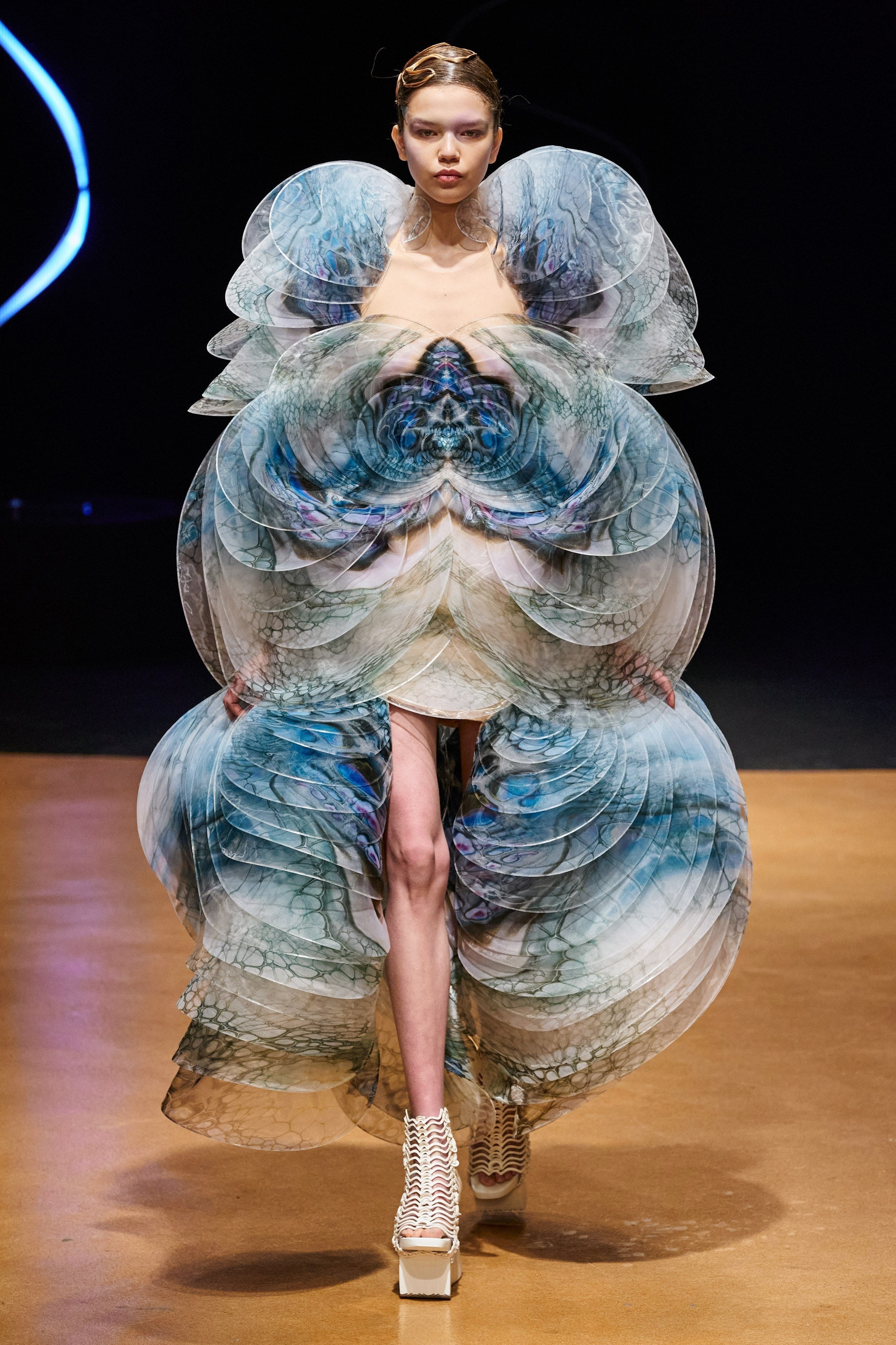  Iris van Herpen