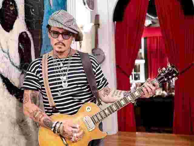 Джонні Депп запускає власний бренд рому Three Hearts