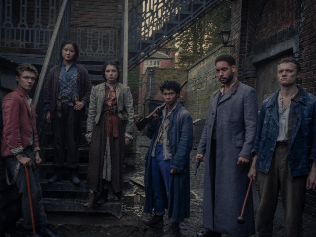 Мистические преступления: Netflix выпустили новый сериал о Шерлоке Холмсе 