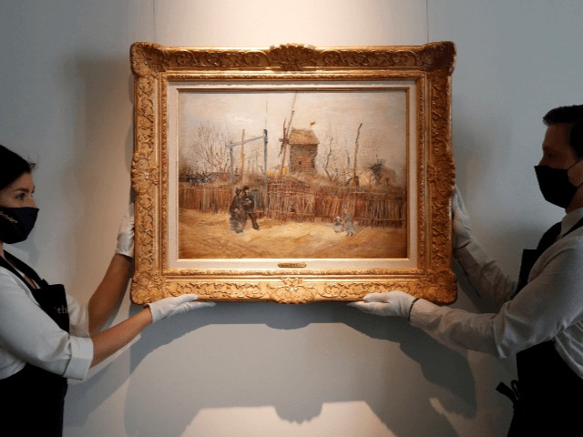 Картину Винсента Ван Гога "Уличная сцена на Монмартре" показали впервые за 100 лет 