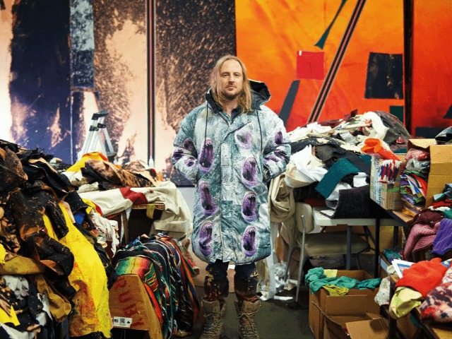 Стерлинг Руби запускает именной бренд одежды