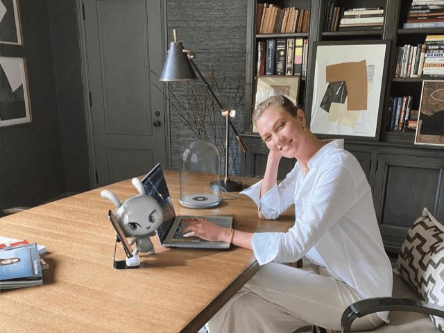 Work From Home: Домашние офисы знаменитостей на карантине