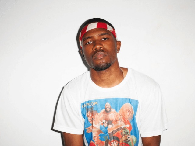 Фрэнк Оушен выпустил синглы Dear April и Cayendo на виниловых пластинках