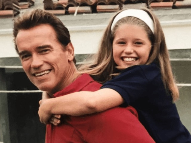 Дочь Арнольда Шварценеггера опубликовала архивные фото в честь дня рождения отца