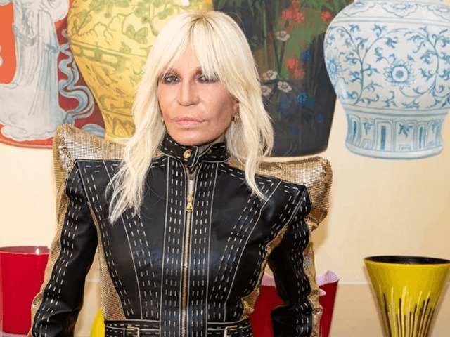 400 часов ручной работы: Донателла Версаче воссоздала культовый костюм Леди Гаги