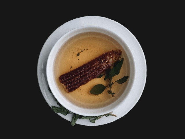 Кора дуба, солома и шишки: В Украине открыли онлайн-ресторан с блюдами времен Голодомора 