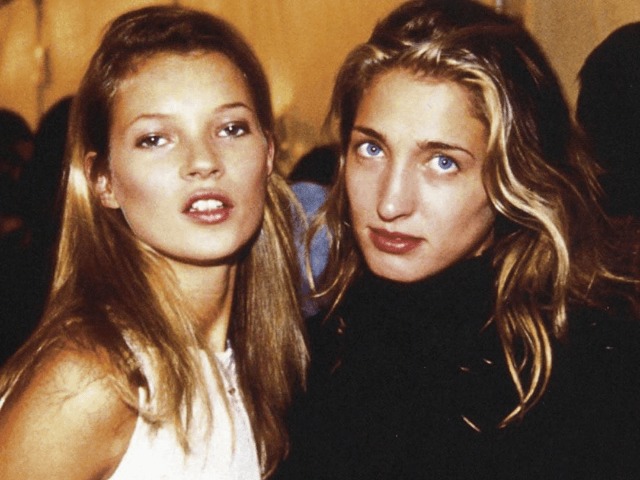 История любви и гибели: Райан Мерфи снимет сериал об иконе 90-х — Кэролин Бессетт-Кеннеди 