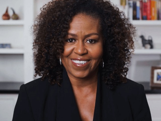 Отношения, пандемия и расизм: Мишель Обама запустила подкаст