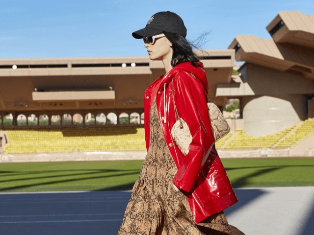 Celine провели показ на пустом стадионе в Монако