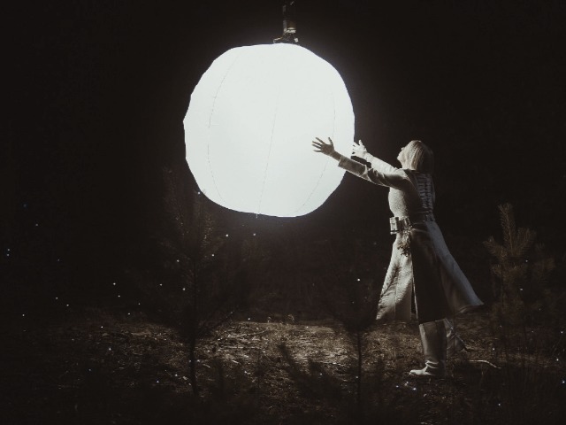 Откровенный разговор: Onuka выпустила клип на песню "Сеанс", которую посвятила сыну