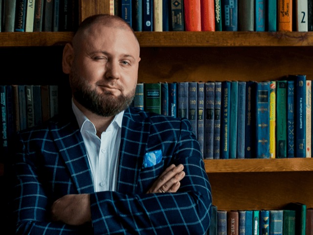 О маркетинге и институте репутации. Отвечает Александр Савельев