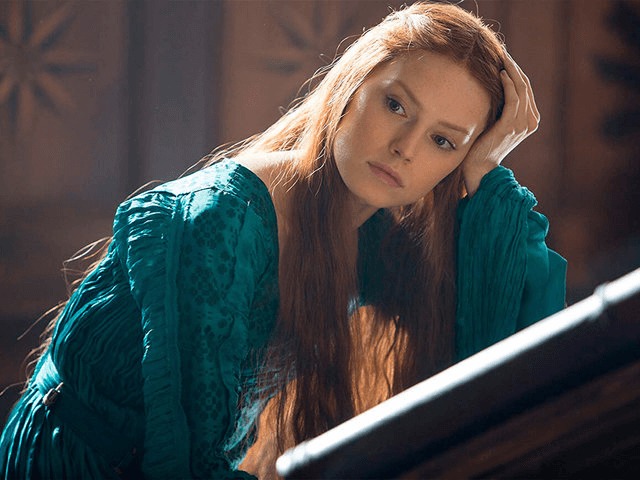 Смотрите: Дэйзи Ридли, Наоми Уоттс и Клайв Оуэн в трейлере "Офелии"