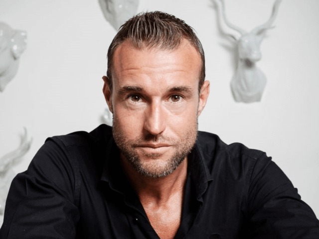 Экс-сотрудник обвинил Филиппа Плейна в гомофобии и дискриминации