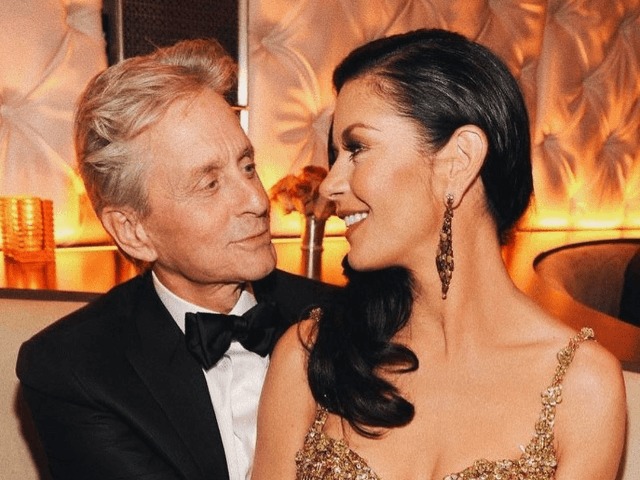 Семейные фото: Майкл Дуглас поздравил Кэтрин Зету-Джонс с днем рождения