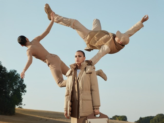 В 2022 году Burberry заменят шелк и кашемир более экологичными материалами 