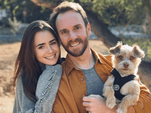 Звезда сериала "Эмили в Париже" Лили Коллинз вышла замуж в платье Ralph Lauren