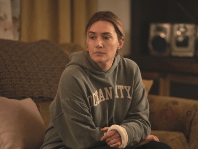 Кейт Уинслет отказалась от ретуши тела в обнаженных сценах сериала "Мейр из Исттауна"