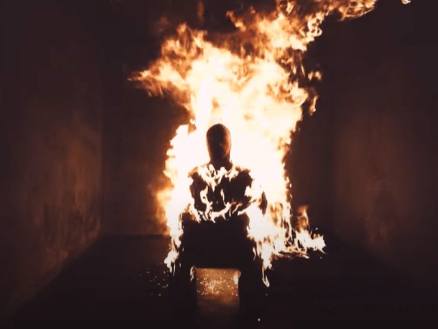 Канье Уэст выпустил клип Come to Life с финальной частью концерта в Чикаго