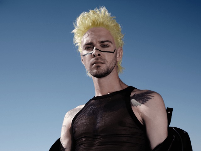 Песня Макса Барских "Туманы" стала саундтреком к фильму "Плохие дороги"