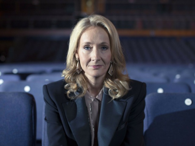 Джоан Роулінг відкрила безкоштовний доступ до книжок про Гаррі Поттера в українському перекладі