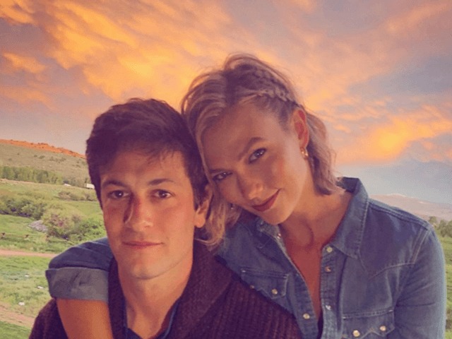 Дикий Запад: Карли Клосс и Джошуа Кушнер сыграли свадьбу во второй раз 