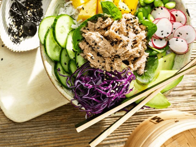 Швейцарская компания выпустила первый в мире растительный тунец