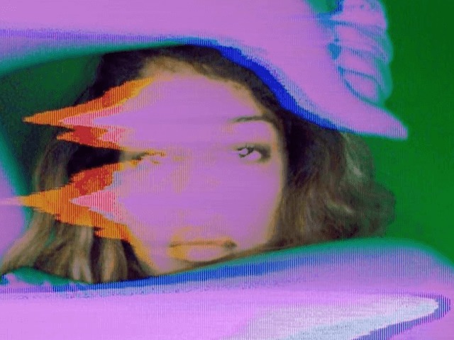 M.I.A. выпустила новый сингл Ctrl в поддержку Джулиана Ассанжа