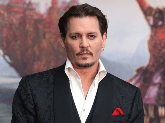 Джонни Депп спел песню Боба Дилана в память о Джордже Флойде