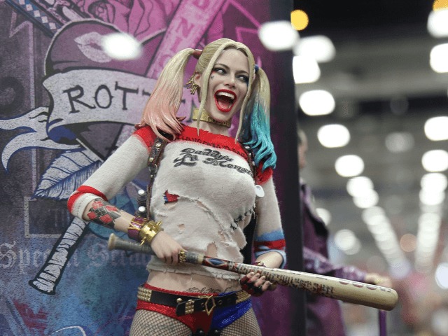 Скарлетт Йоханссон, Марго Робби, Камерон Диас и другие звезды в челлендже #BossBitchFightChallenge