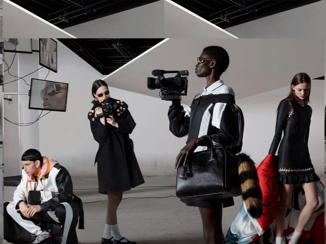 Клиентоориентированность: Burberry создали мессенджер для общения с покупателями в онлайн-режиме 