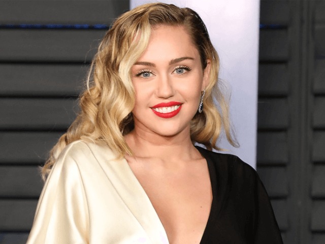 Майли Сайрус и M.A.C пожертвуют $ 10 миллионов на борьбу с коронавирусом 