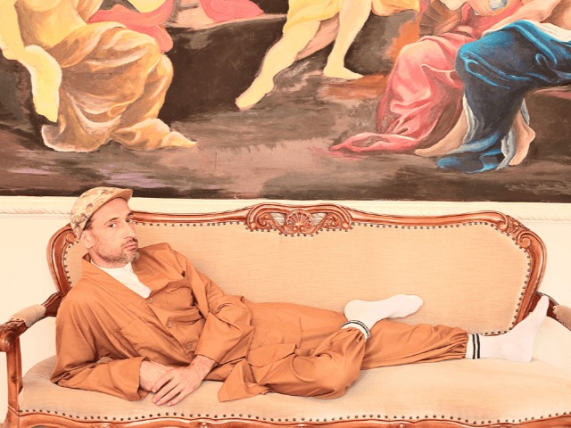 Слушайте: Альбом Vakula "Вне времени", записанный вместе с Jamala, Ivan Dorn, Monatik и другими звездами