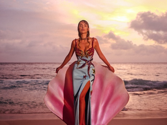 Смотрите "Манго": Клип певицы Etolubov, который снял Алан Бадоев на Сейшелах