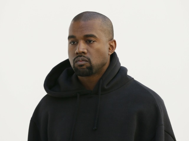 Коллаборация GAP и Yeezy стала самой популярной в 2021 году: Какие еще бренды попали в список