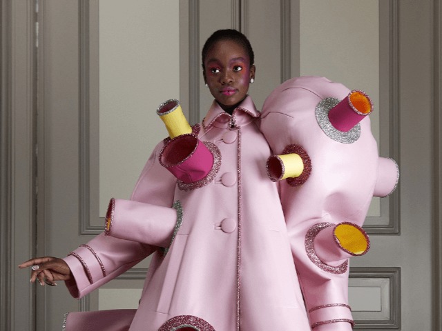 Viktor & Rolf впервые представили кутюрную коллекцию в видеоформате